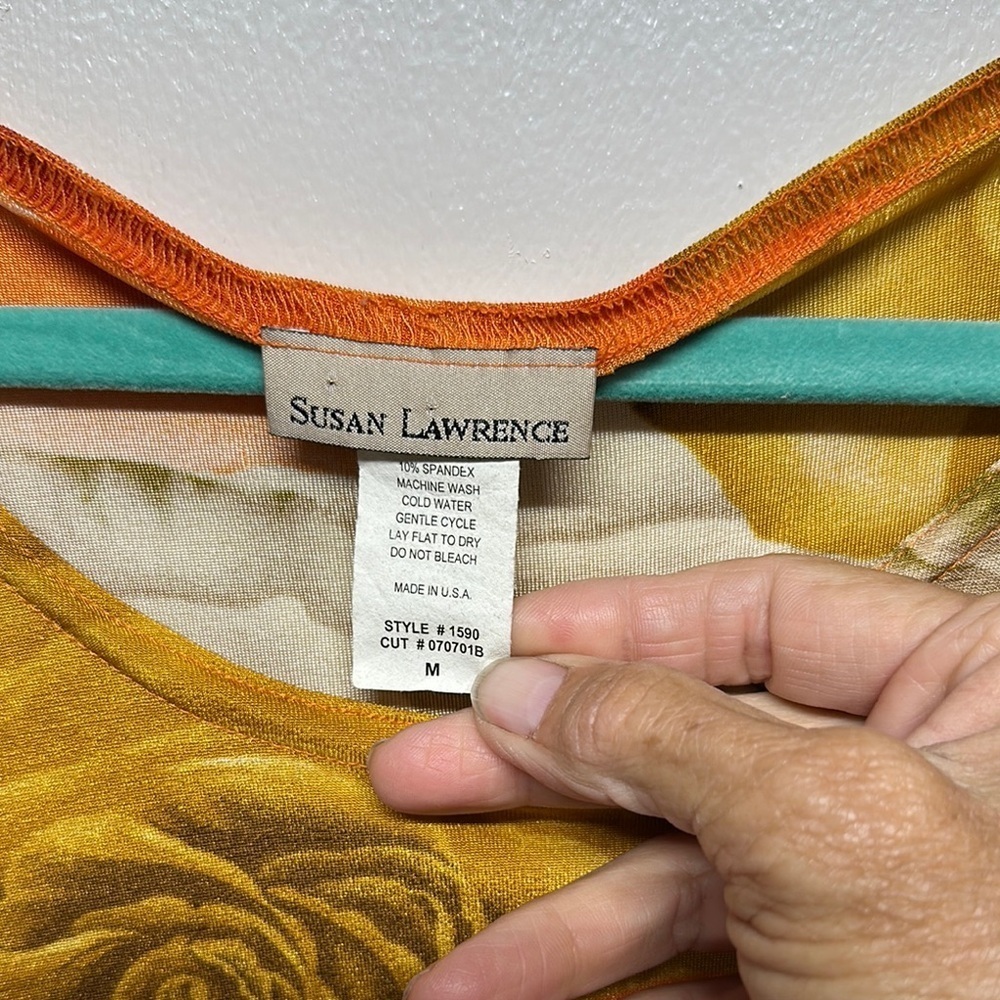 Susan Lawrence Orange Gold Fitted Cap Sleeve Blouse - Picture 2 of 8